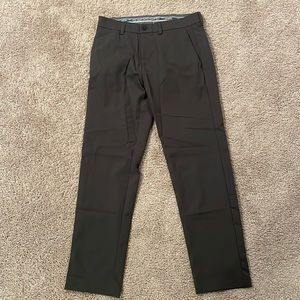 Haggar straight fit dress pants. Hardly worn. 32x32